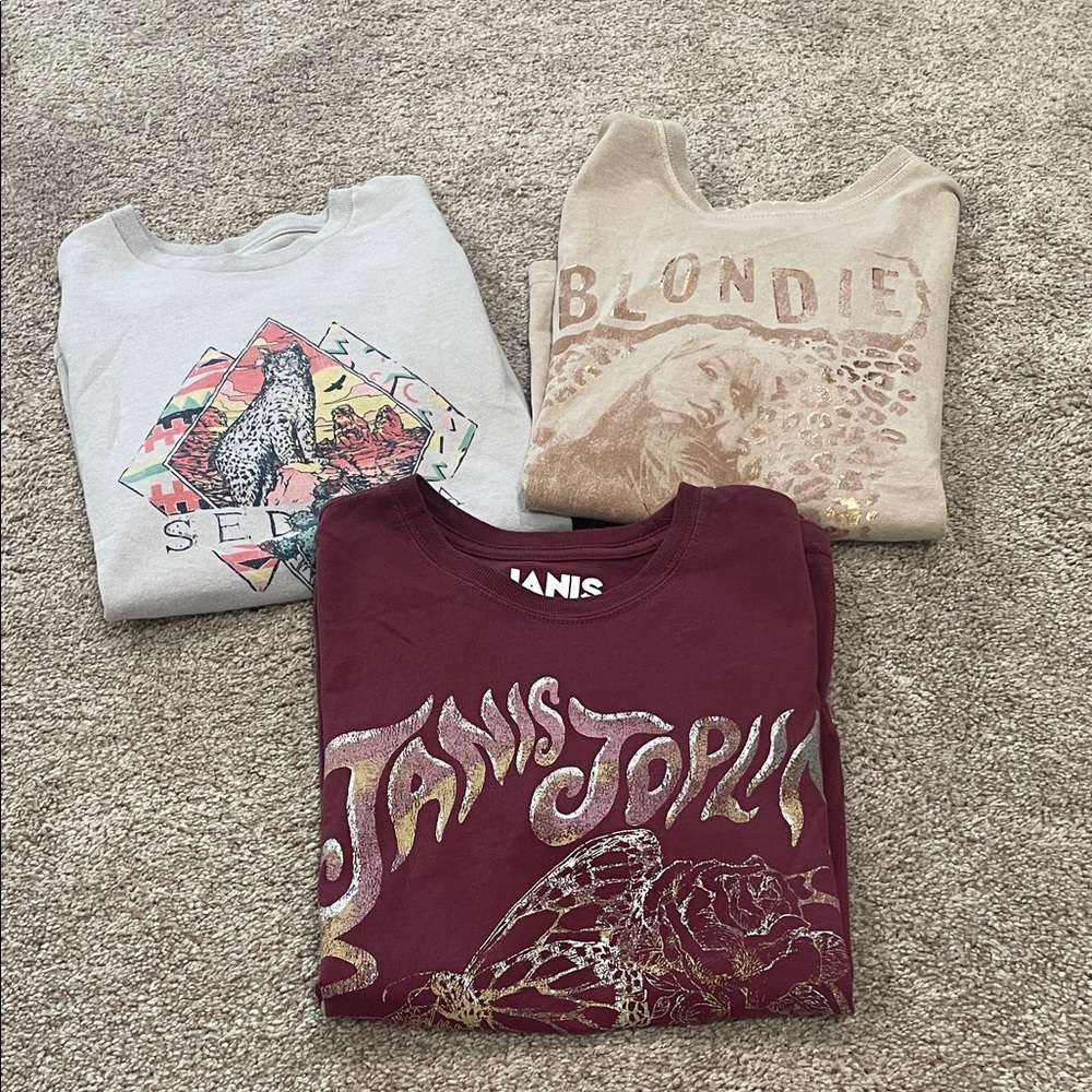 Tee shirt bundle